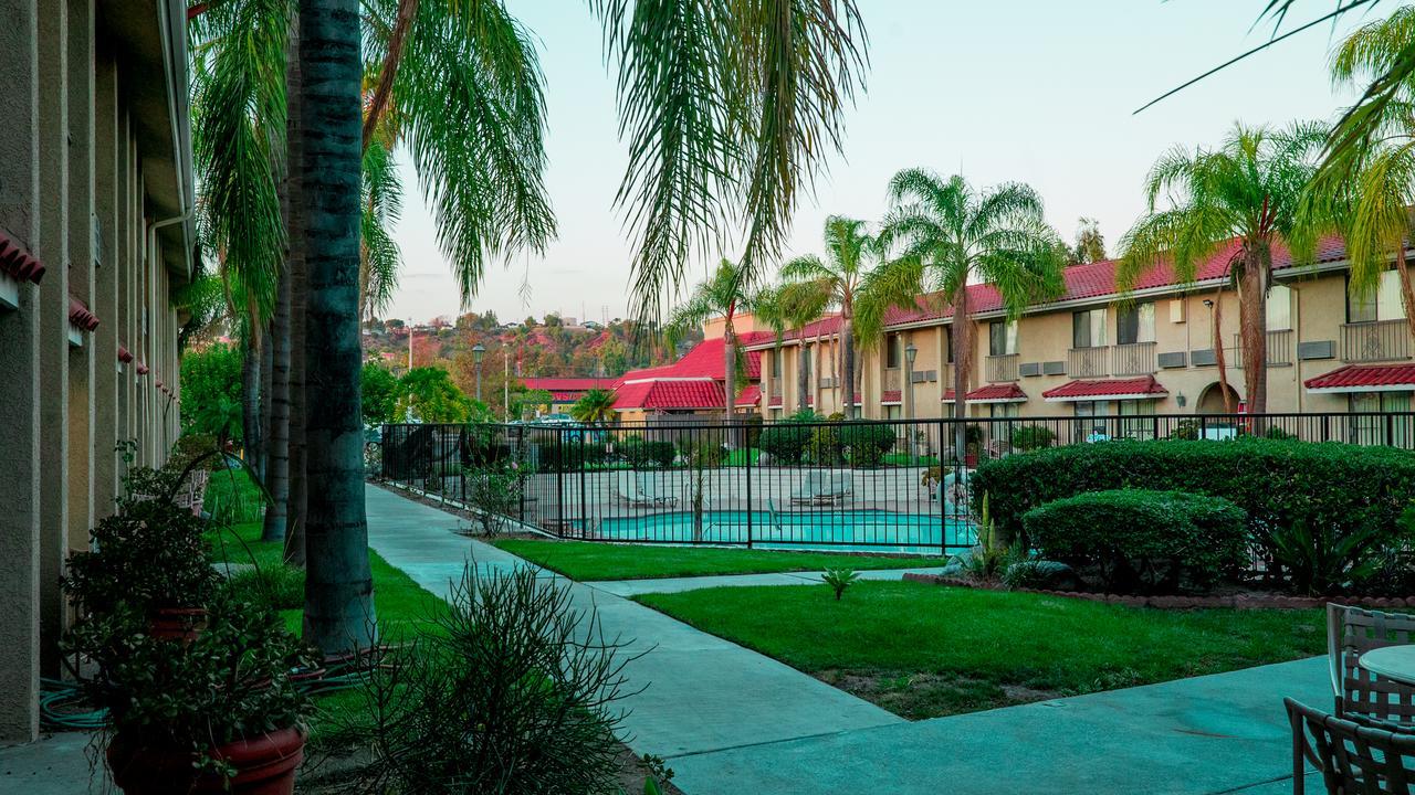 Motel 6 - Anaheim Hills, CA Exterior foto